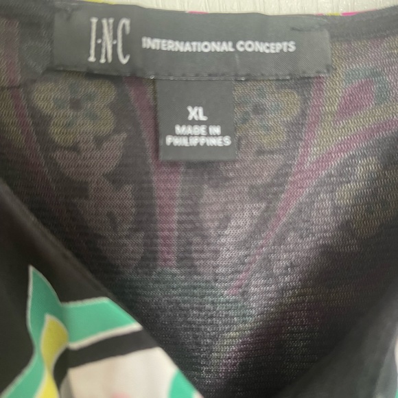 INTERNATIONAL CONCEPT DRESS! - Picture 4 of 8